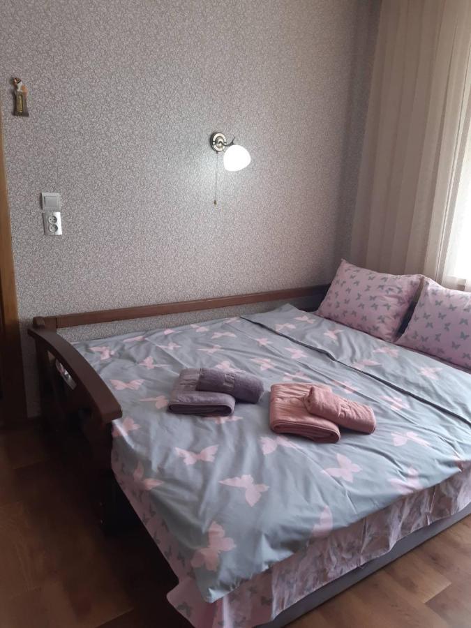 Апартаменти Однокімнатна Шепетівка Екстер'єр фото